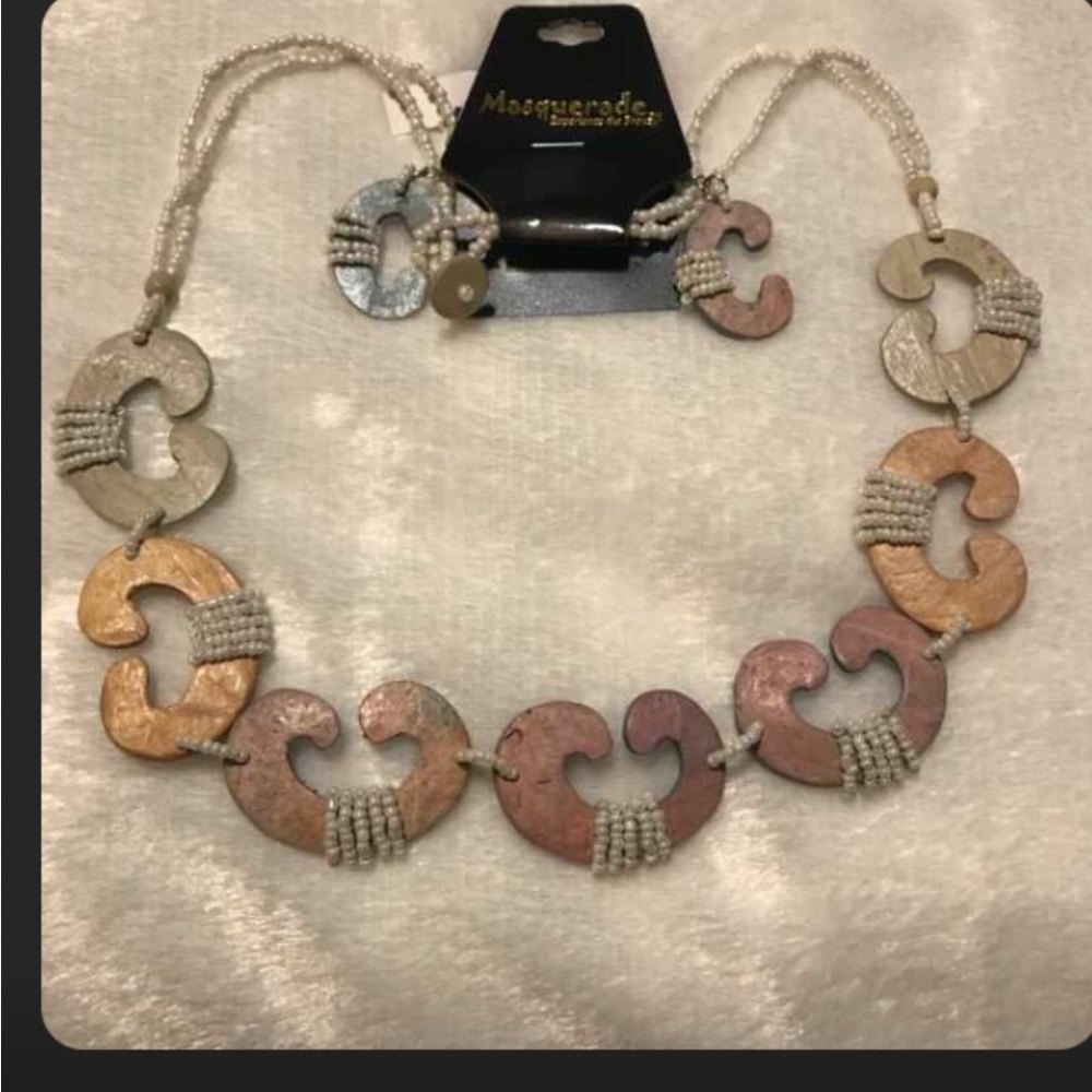 NWT Necklace with Matching Earrings